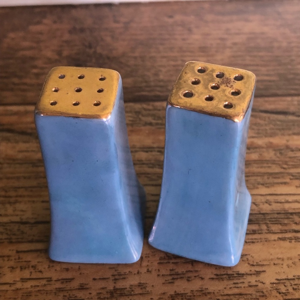 Vintage Blue Lusterware Ceramic Pillar Salt and Pepper Shakers Gold Tone Top